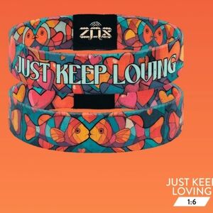 ZOX "JUST KEEP LOVING" #1121 SOUL MATES Nemo INTERACTIVE COLLECTIBLE WRISTBAND